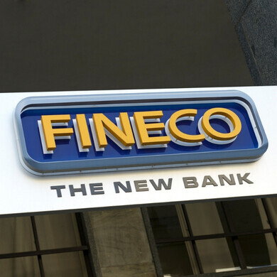 Milano, 29 giugno 2012. FinecoBank, società del gruppo UniCredit, è una banca fondata nel 1999. Nata come piattaforma di trading online, oggi offre servizi bancari, investimenti e credito a circa 880.000 clienti.