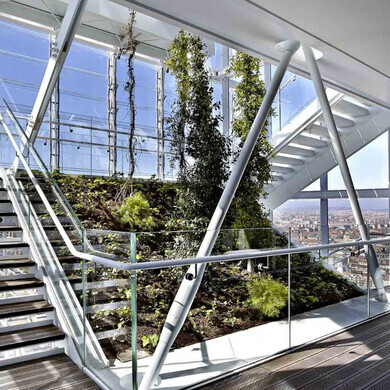 Particolare di una scalinata presso la sede di Intesa Sanpaolo