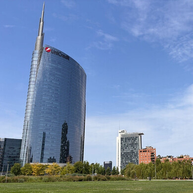 Vista palazzo UniCredit e Bosco Verticale Porta Nuova