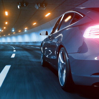 Usa_websim9 La Statua della Libertà che accoglie i visitatori con il suo messaggio di libertà e speranza