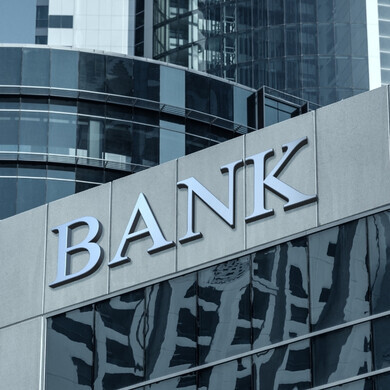 Esterno della sede principale di una banca