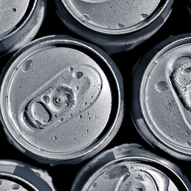 Lattine metalliche viste dall'alto