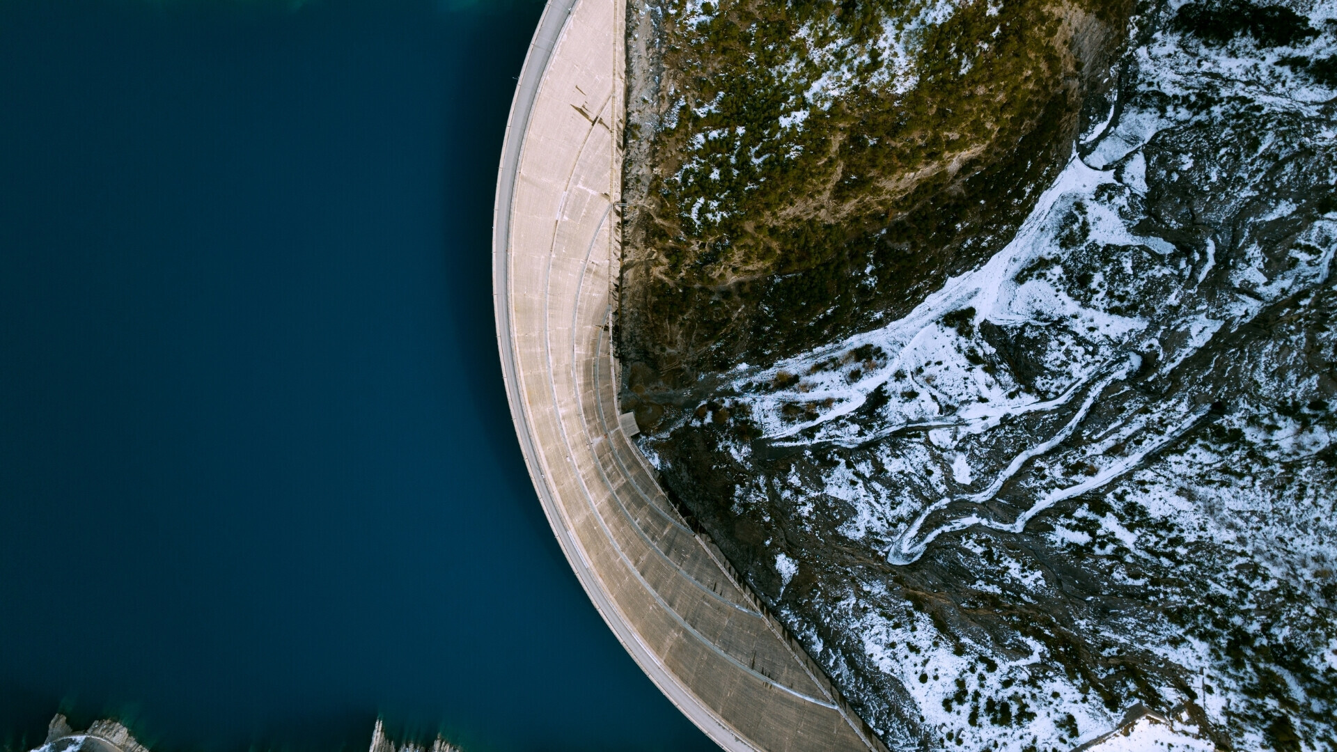 Vista aerea della diga cancano a2a