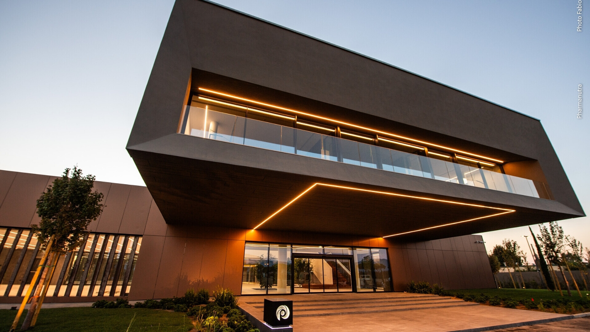 Sede Pharmanutra Edificio principale di Pharmanutra, sede operativa dell’azienda.