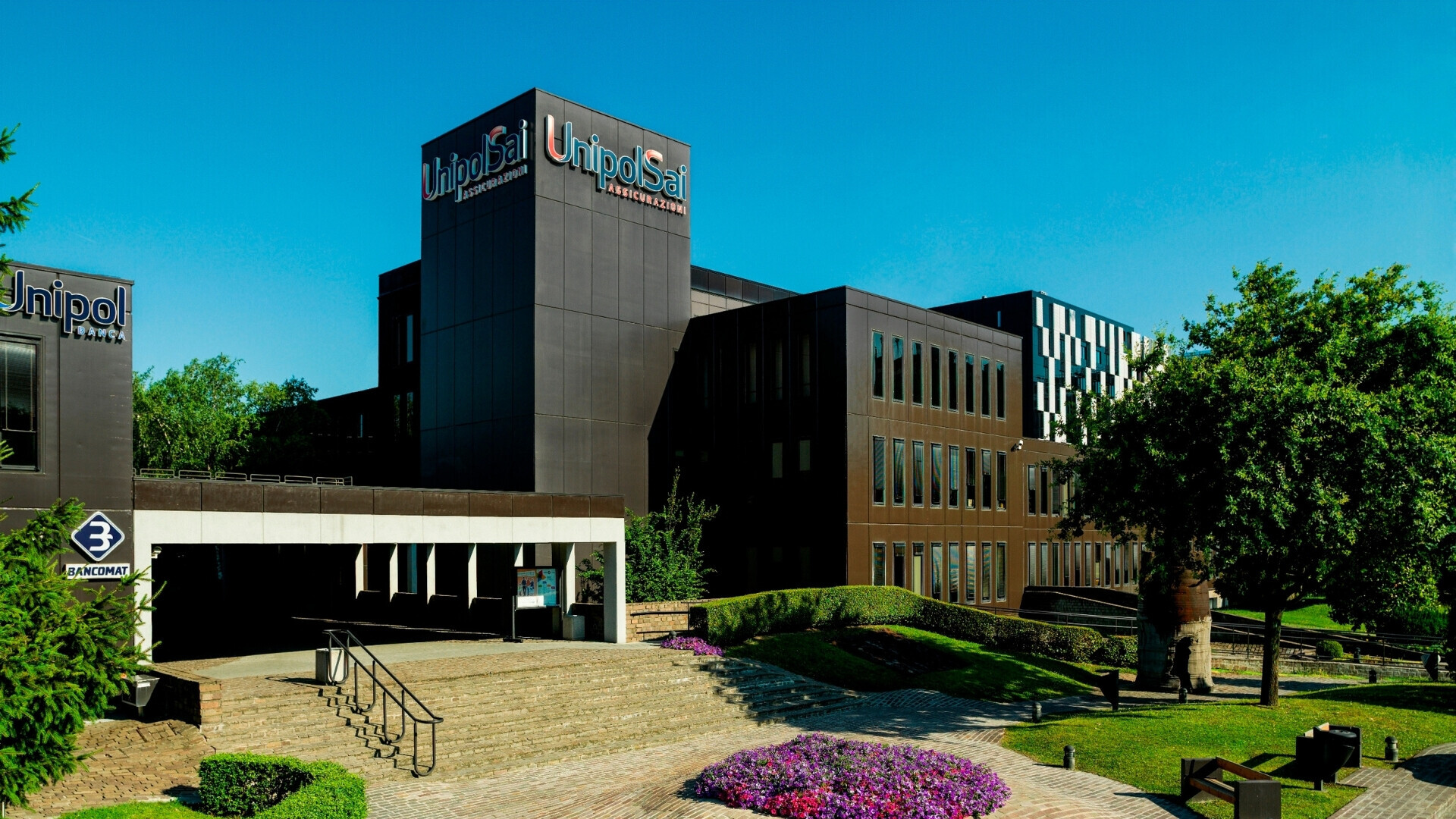 Vista esterna della sede di Unipolsai