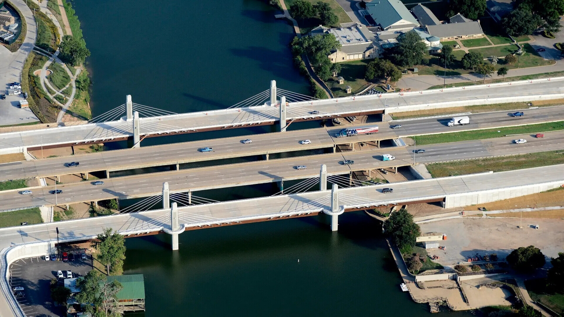 Webuild Texas Cantiere Webuild in Texas, vista panoramica dei lavori e delle strutture in fase di completamento.