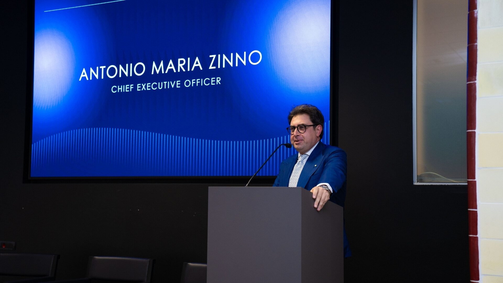Antonio Maria Zinno, Chief Executive Officer Ritratto di Antonio Maria Zinno, amministratore delegato di Mare Group, in posa istituzionale.