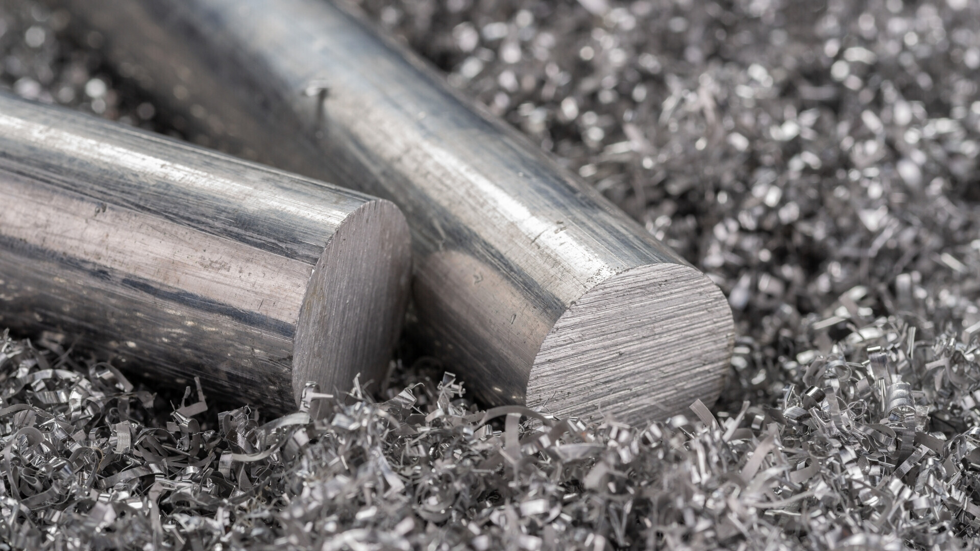 Wall Street, il cuore pulsante della finanza americana, è fiancheggiata da imponenti grattacieli che raccontano storie di invest